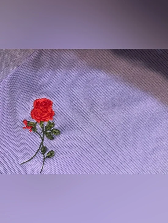 Millie Bobby Brown Lavender Ribbed Lounge Shorts sizeL - Picture 2 of 4